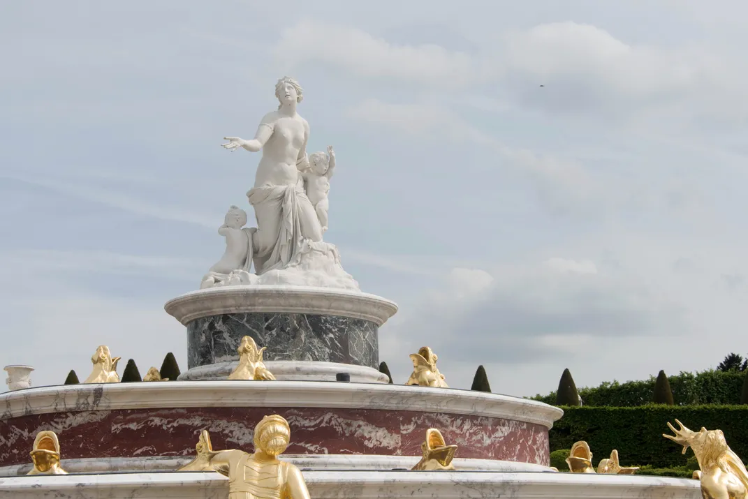 Latona