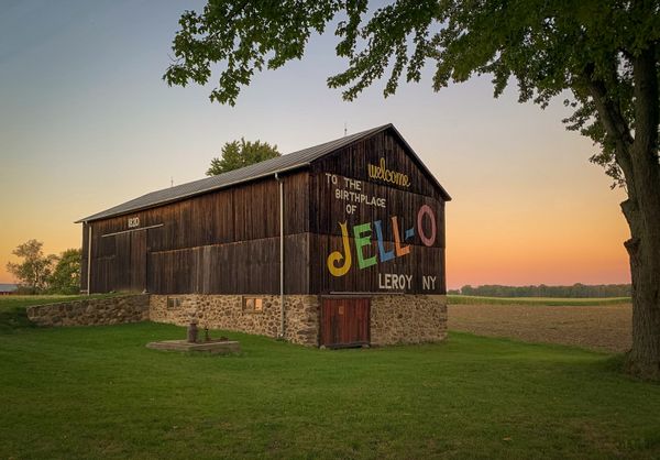 A Leroy, NY barn is painted welcoming the traveler to the birthplace of Jello. thumbnail