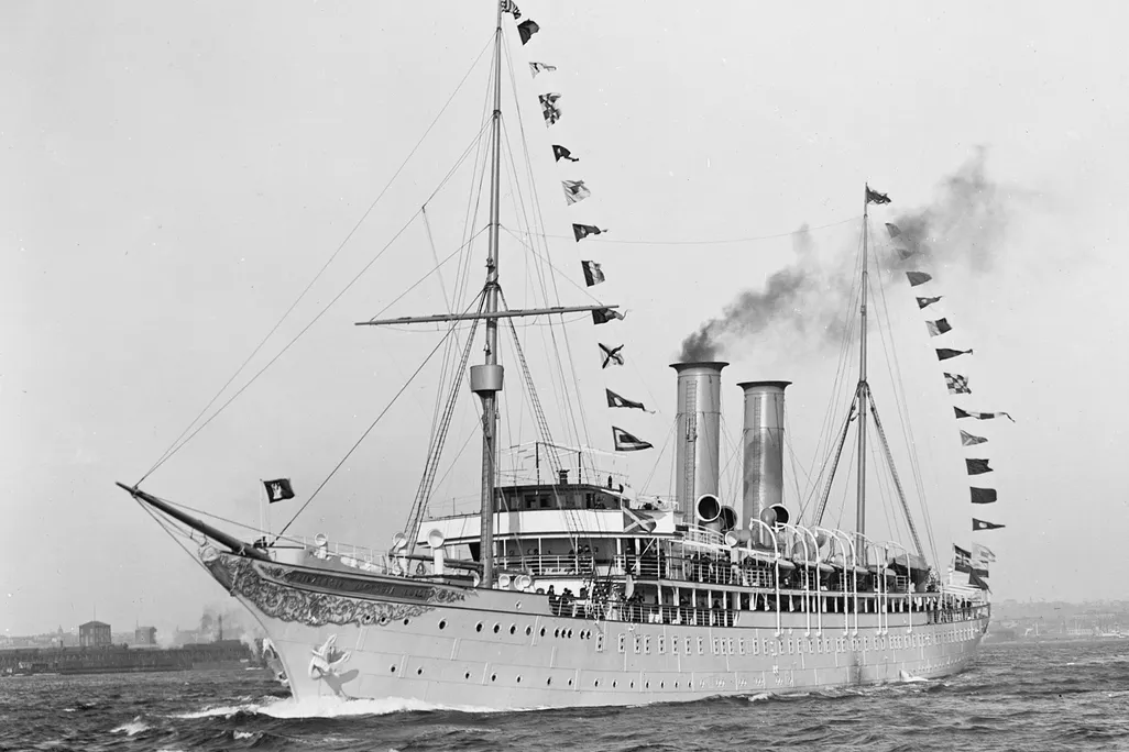 Photo of the Prinzessin Victoria Luise