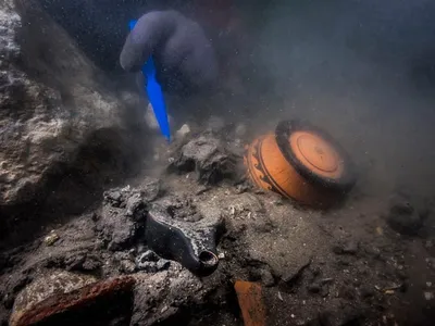 2,400-Year-Old Baskets Still Filled With Fruit Found in Submerged Egyptian City image