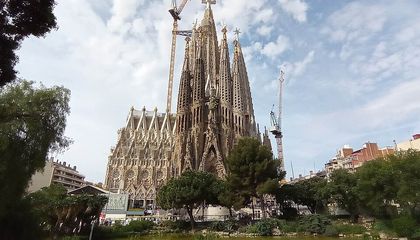 This Basilica Has Been Rising Above Barcelona for 144 Years. With Its Central Tower Now Complete, Pope Leo XIV Prepares to Visit