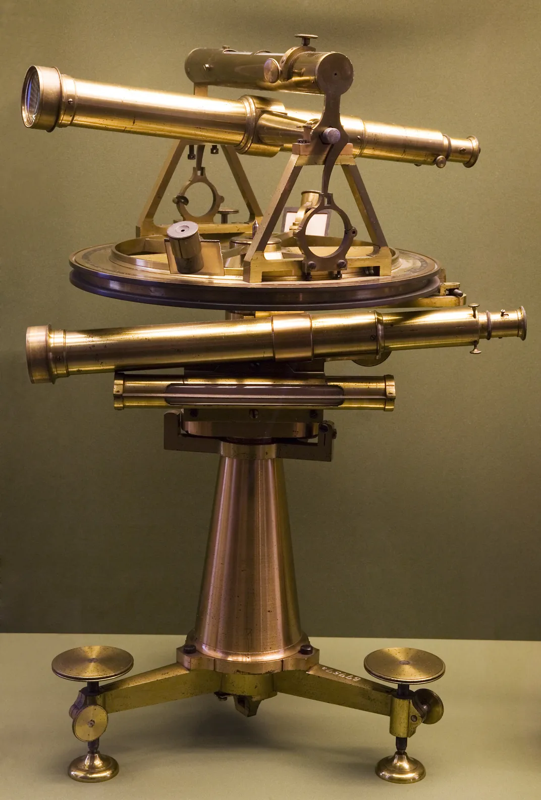 A bronze theodolite, 1800