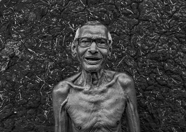 Smiling senior thumbnail