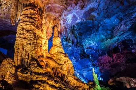 Chemical analysis of stalagmites in nearby underwater caves indicated that extensive flooding caused the collapse of the Liangzhu culture.