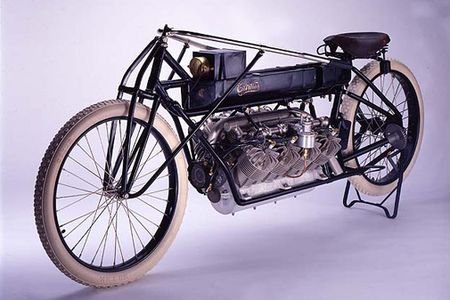 Adding an aircraft engine to his motorcycle made Glenn Curtiss the "fastest man alive" in 1907.