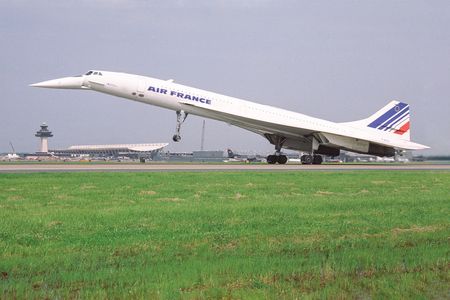 After its final flight across the Atlantic, in June 2003, Air France Concorde F-BVFA lands at Washington Dulles International. The airplane is on view today at the National Air and Space Museum’s Steven F. Udvar-Hazy Center near the airport.

