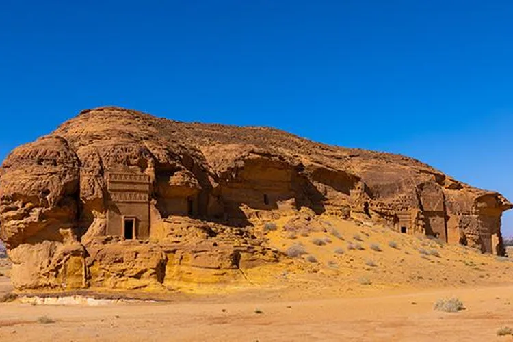 Madain Saleh mobile.jpg