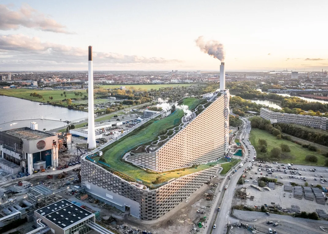 Copenhill, Copenhagen. Credit: Copenhagen Media Center/Rasmus Hjortshoj-COAST