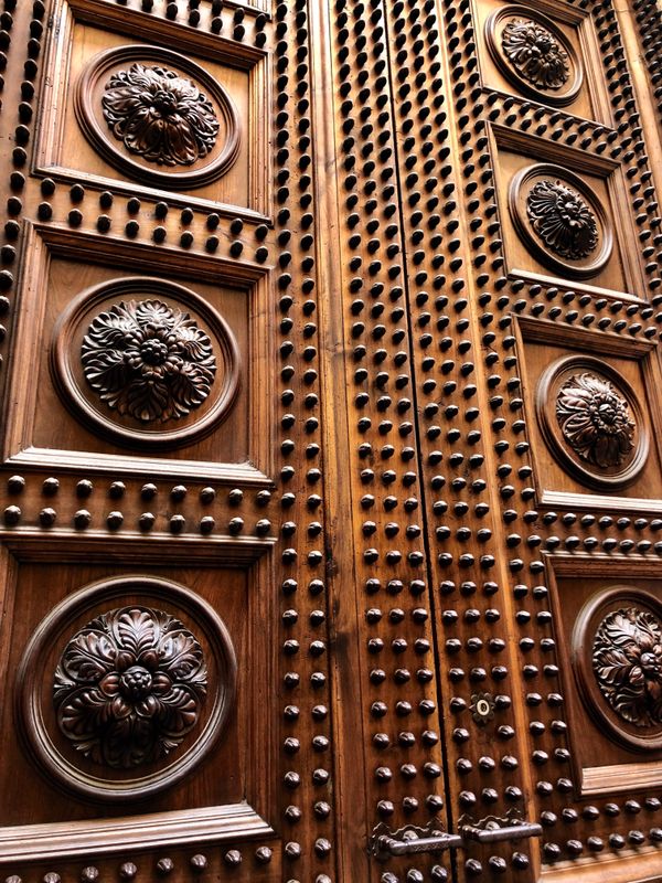 ornate wooden door thumbnail