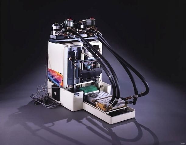The first thermal cycler machine, built by scientists at the Cetus Corporation