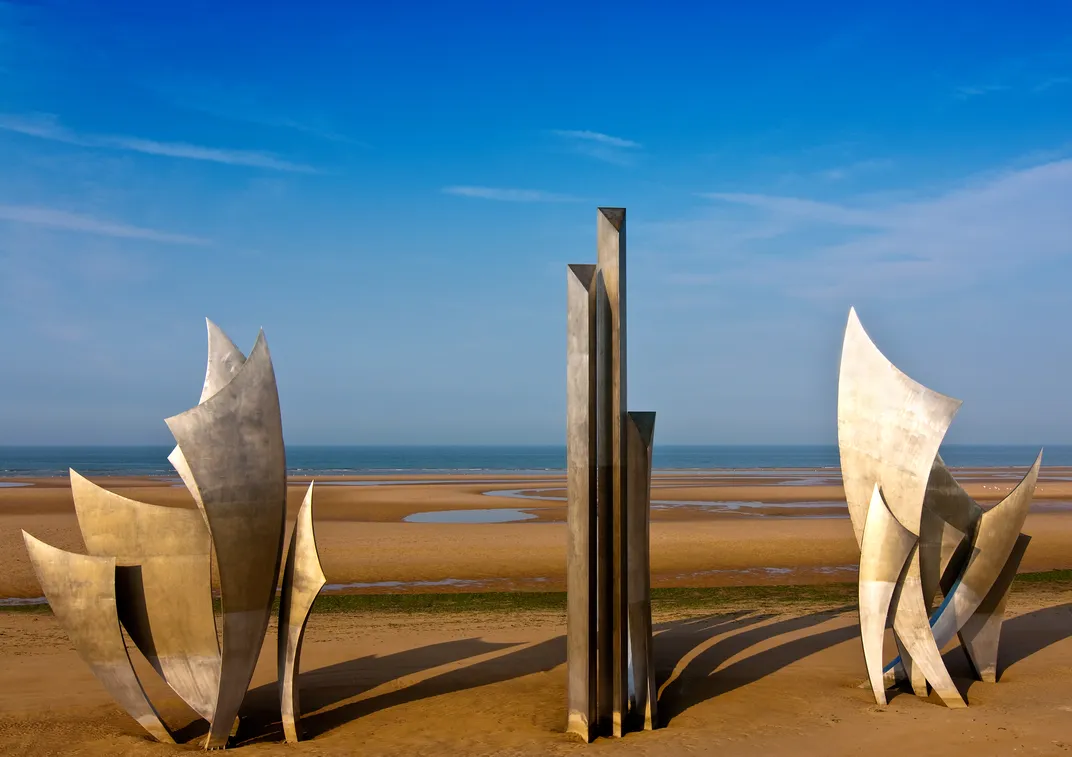 Memorial sculpture, Omaha Beach