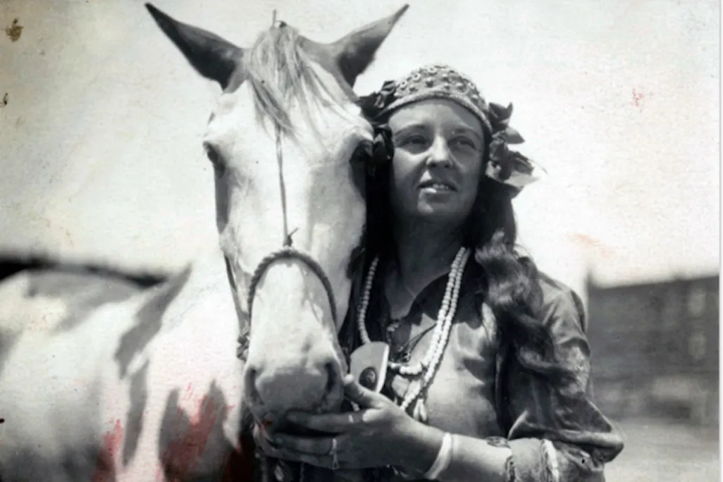 Lillian as Princess Wenona