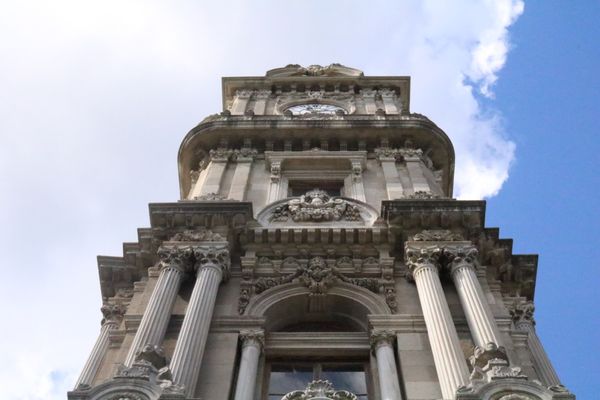 Dolmabahce Palace colock tower thumbnail
