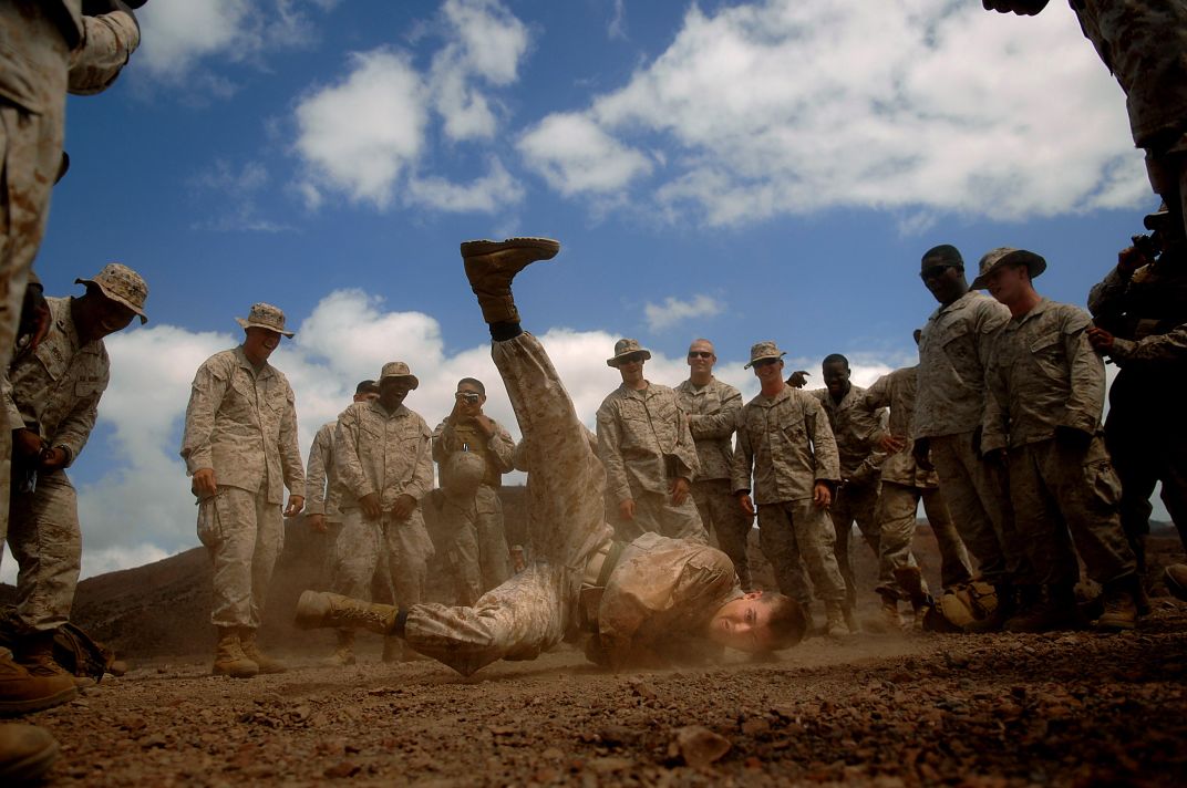 A Veteran Combat Photographer Recalls His Most Memorable Shots