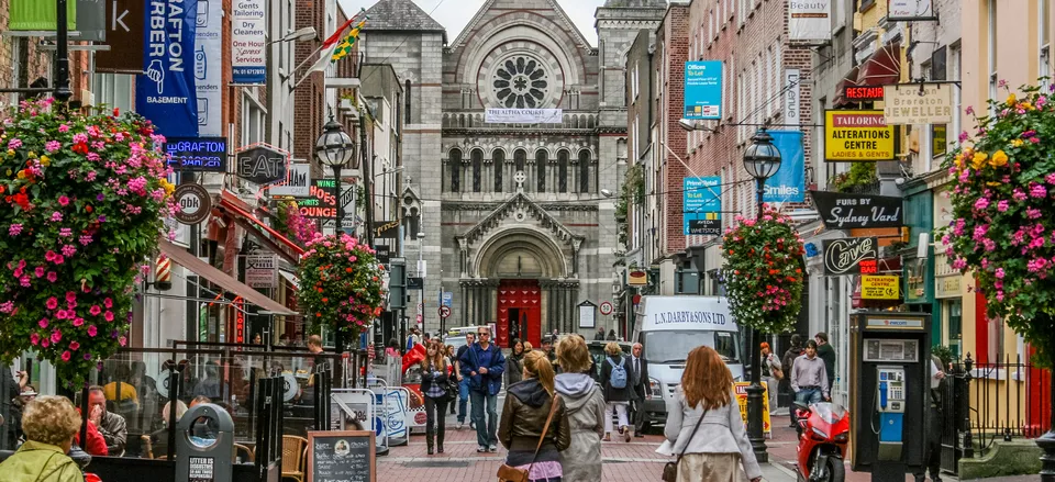  A walking street in Dublin 