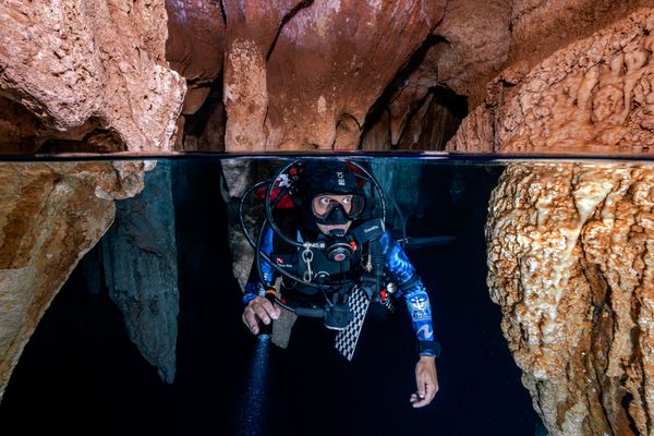 Chandelier Cave Serenity thumbnail