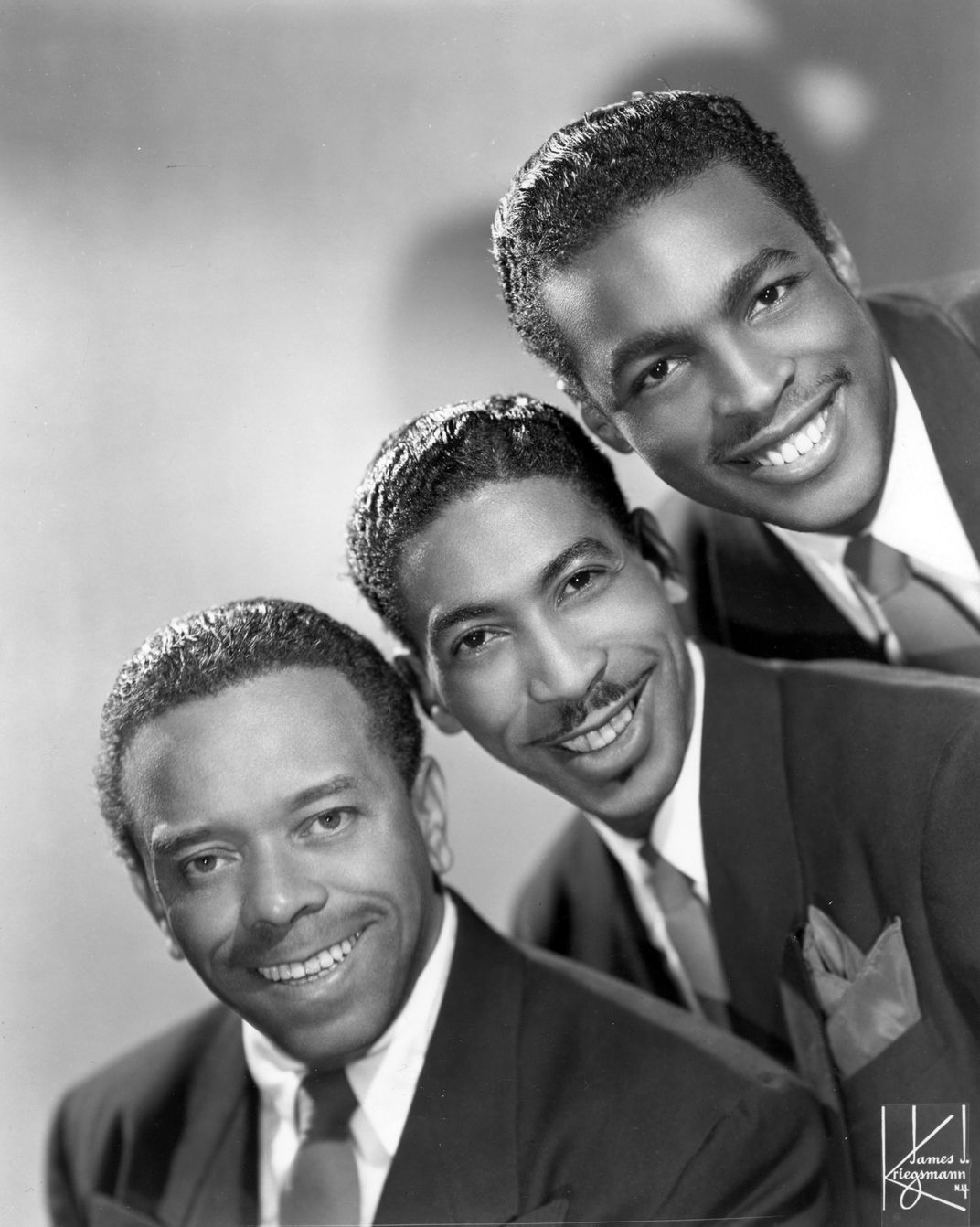 Charles Brown (far right) with fellow Blazers (from left) Johnny Moore and Eddie Williams.