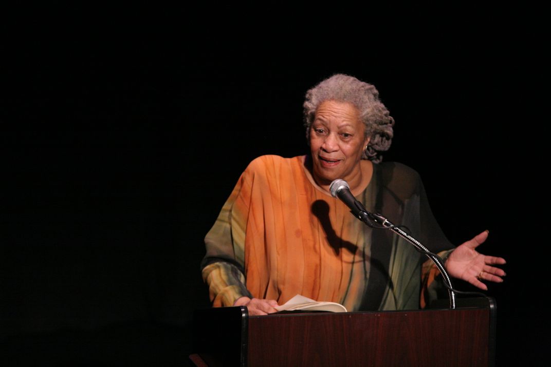 Toni Morrison, ‘Beloved’ Author Who Cataloged the African-American Experience, Dies at 88