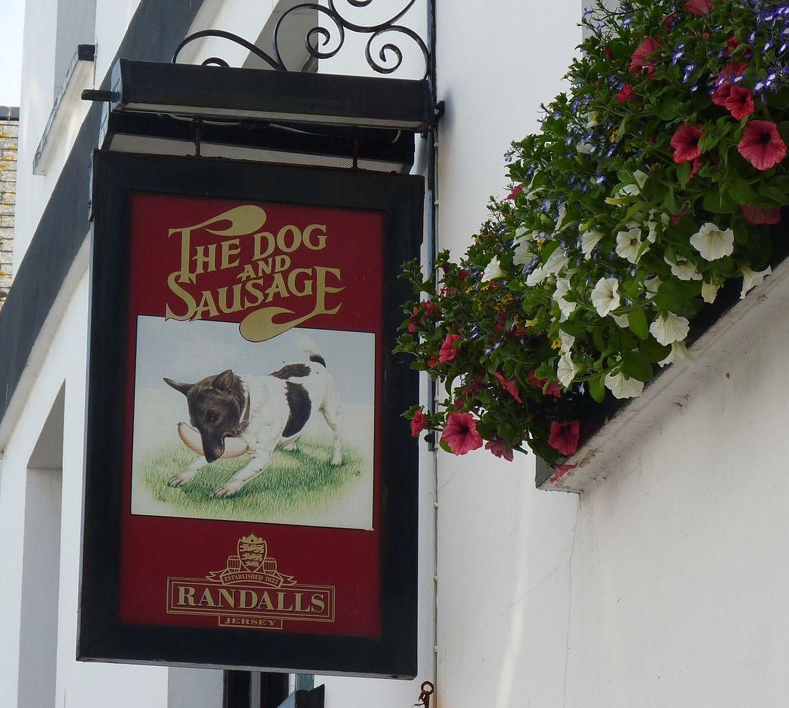 A Brief History of British Pub Signs | Smithsonian