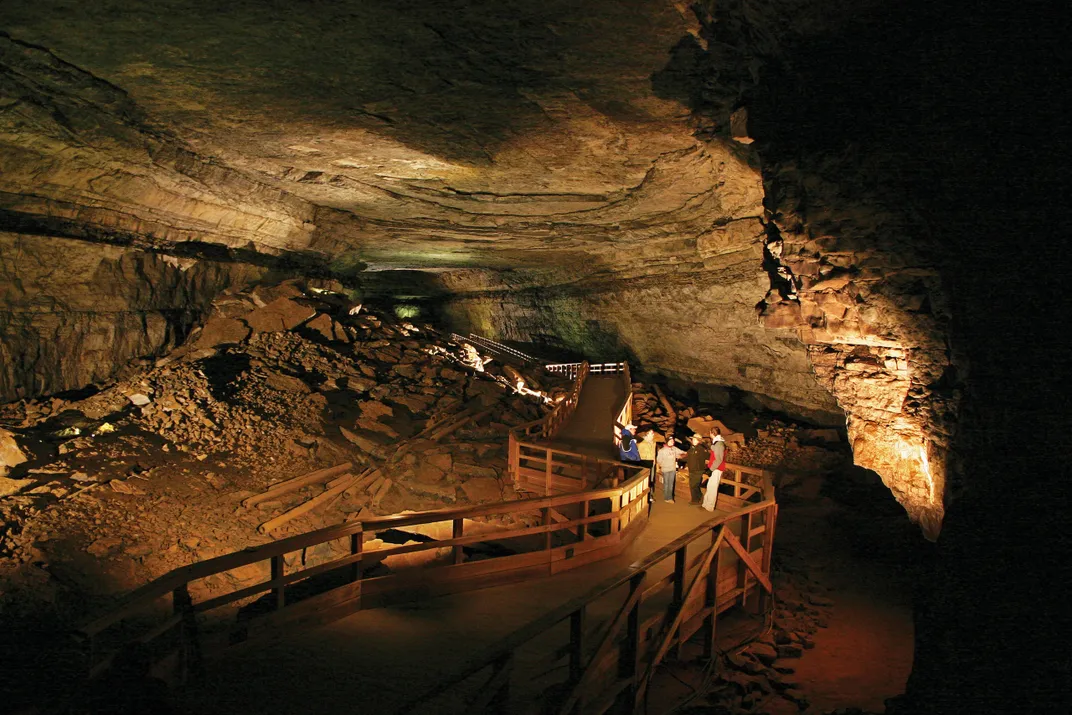 A 2009 photograph of the interior of Mammoth Cave