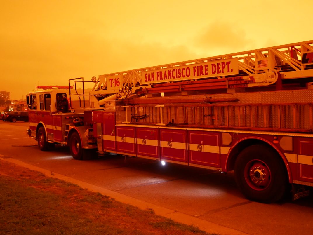 San Francisco fire truck pictured near Marina Green