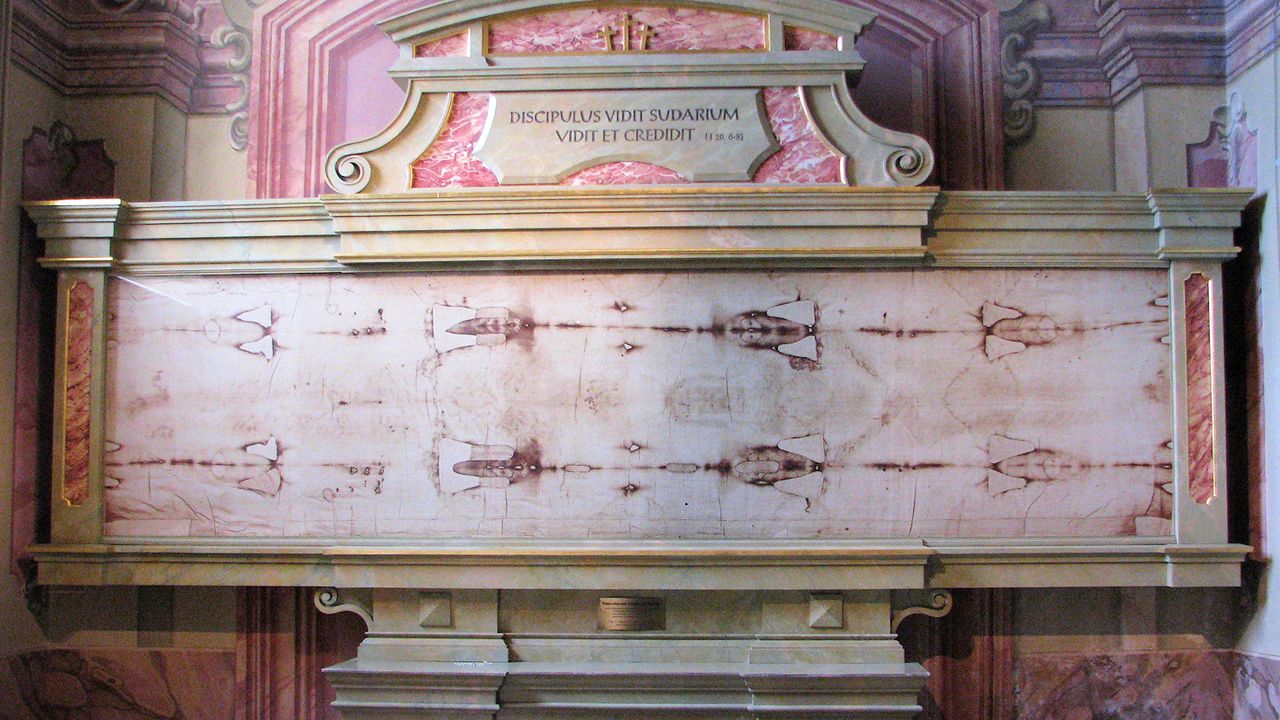 Jesus's Burial Cloth or Medieval Forgery? DNA Evidence Further Complicates  the Debate Over the Shroud of Turin