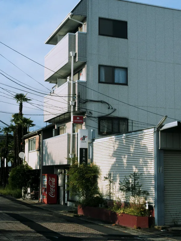 アパート thumbnail