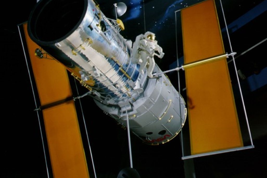 hubble_NASM_16nov.jpeg