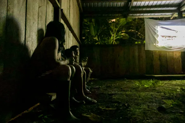 Waorani people in the Ecuadorian Amazon see themselves on film in their village thumbnail