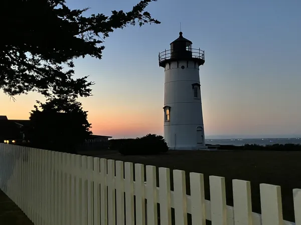 Lighthouse on Martha's Vineyard thumbnail