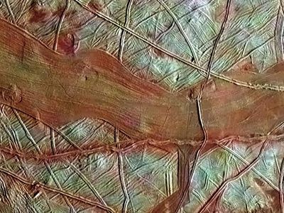 Cracks on Jupiter's moon Europa. Could there be life under the ice?