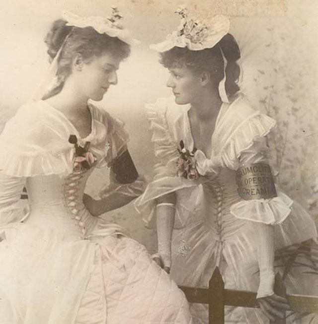 Constance Gore-Booth (left) and her sister, Eva, in 1895