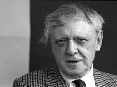 Anthony Burgess at the PEN International 1985 in Lugano