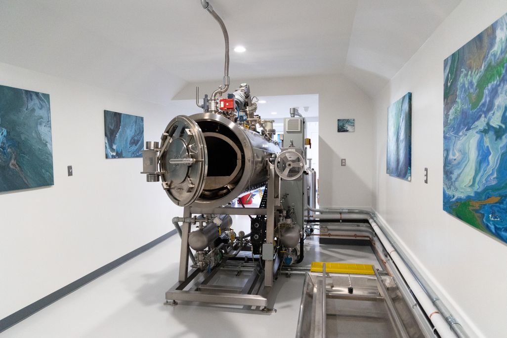 CI_White-Rose-Aqua-Cremation-alkaline-hydrolysis-machine.jpeg