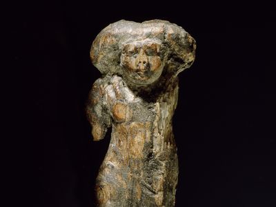 A small ivory statuette previously found in a different tomb in Hierakonpolis.  The Daily Mail has photos of objects found at the new site.