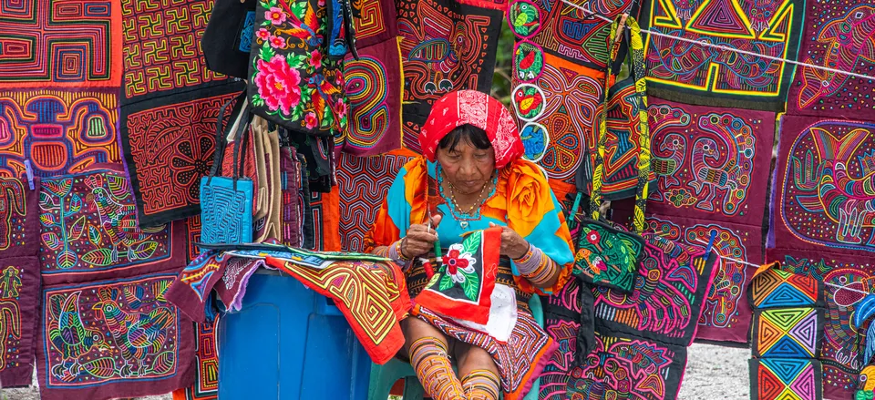  An artisan embroiders traditional textiles on Panama's San Blas Islands  Credit: Steve Paton 