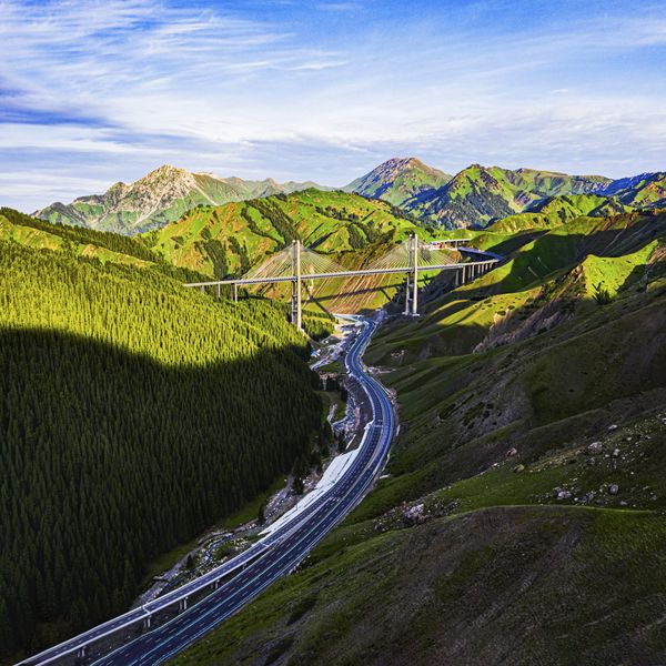 Morning Guozigou Bridge thumbnail