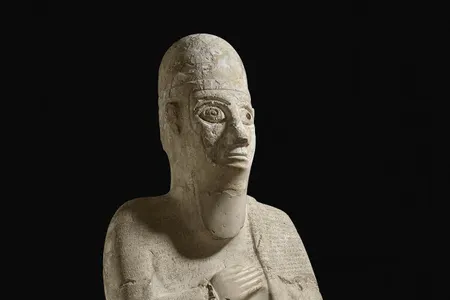 This really old statue has a surprisingly modern tale to tell. 