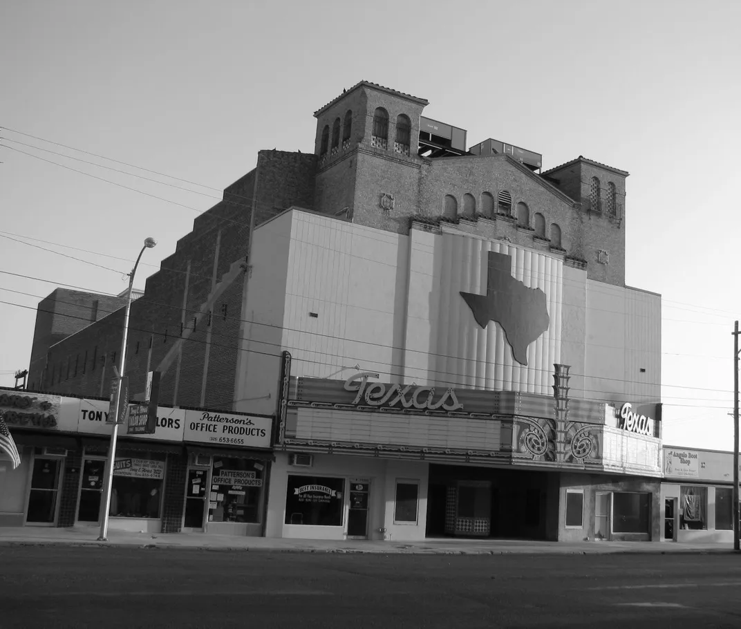 The aptly named Texas Theater in San Angelo is blazoned with the state’s iconic shape.