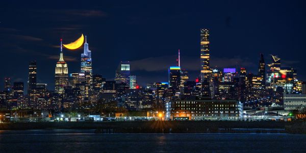 Moonset NYC thumbnail
