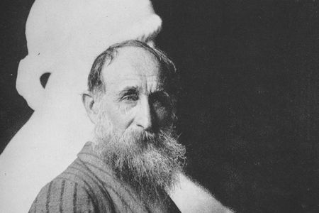 The famous sculptor in 1925. 