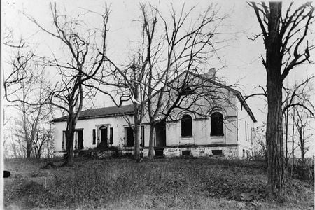 A late-19th-century photograph of John Mason&#39;s mansion on Analostan Island, now called Theodore Roosevelt Island