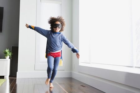 Science journalist Elizabeth Svoboda claims that we can train to be heroes.