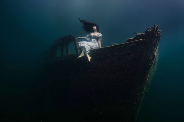 A model sits atop a famous shipwreck in northern Ontario thumbnail