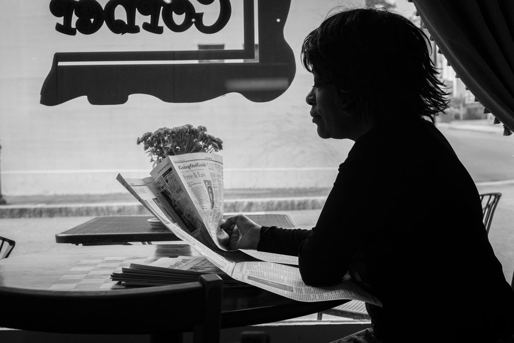 05-3B_AS2021_PassengersReadersStories-RitaDoveByWindow_LIVE.jpg