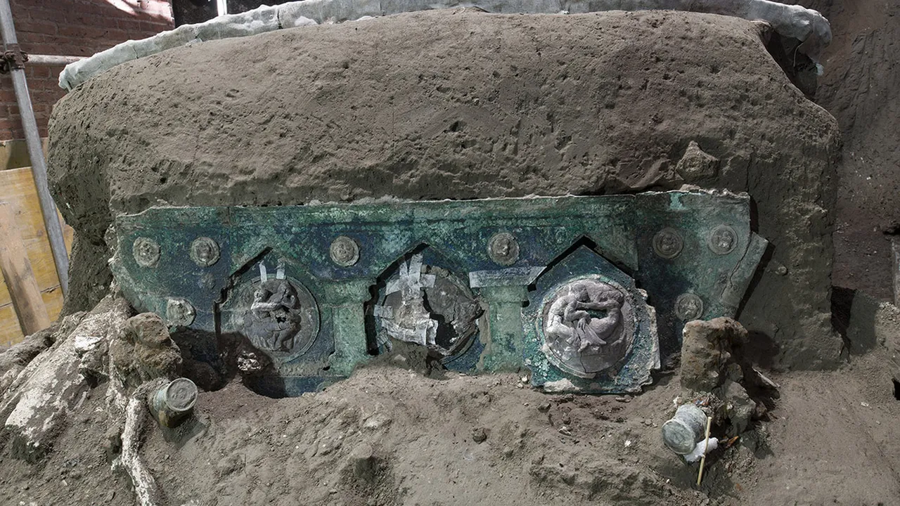 Miraculously' Well-Preserved Ceremonial Chariot Found at Villa Outside of  Pompeii