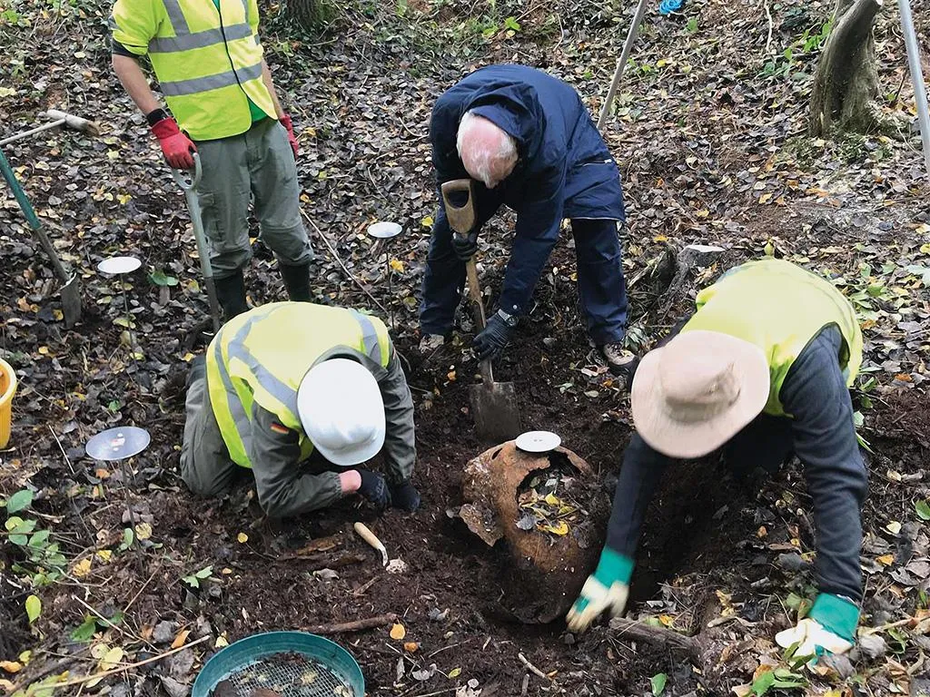 Welch brothers excavating in Hamstreet