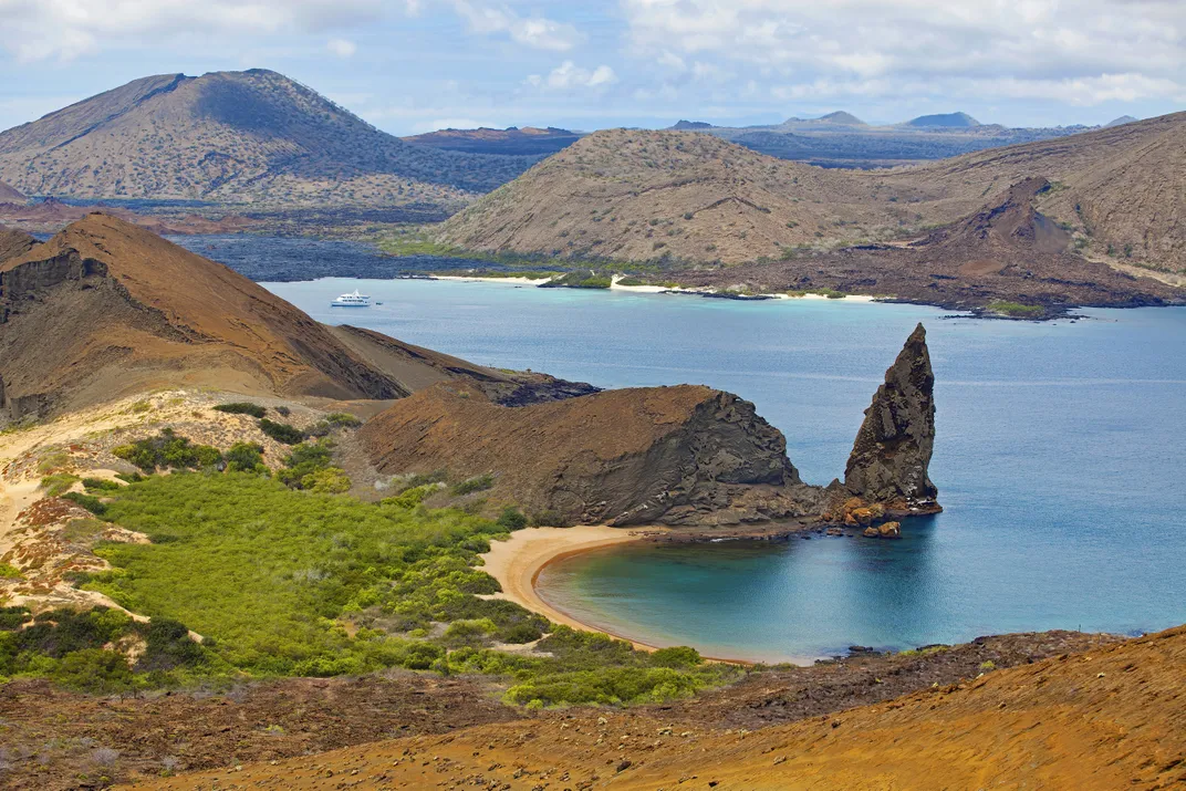 Bartolomé Island