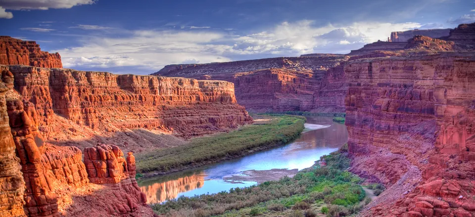  The Colorado River in Canyonlands National Park 