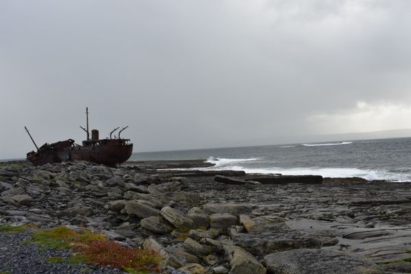 The Plassey Shipwreck on Inis Oirr, Aran Islands thumbnail